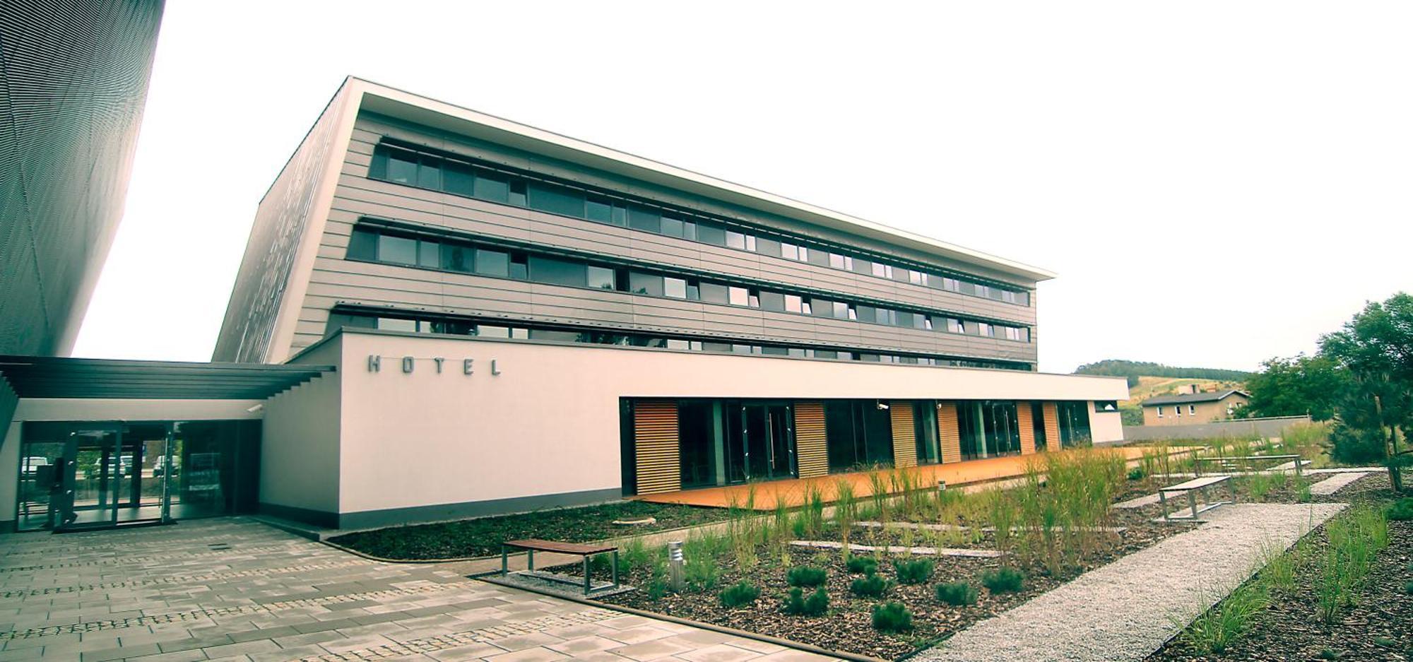 Aqua-Zdroj Hotel Walbrzych Exterior photo